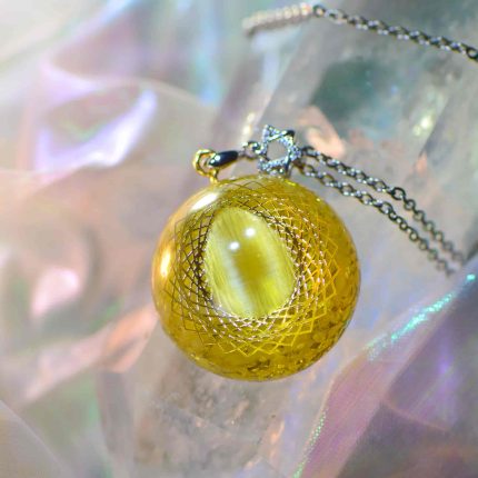 yellow quartz orgone pendant